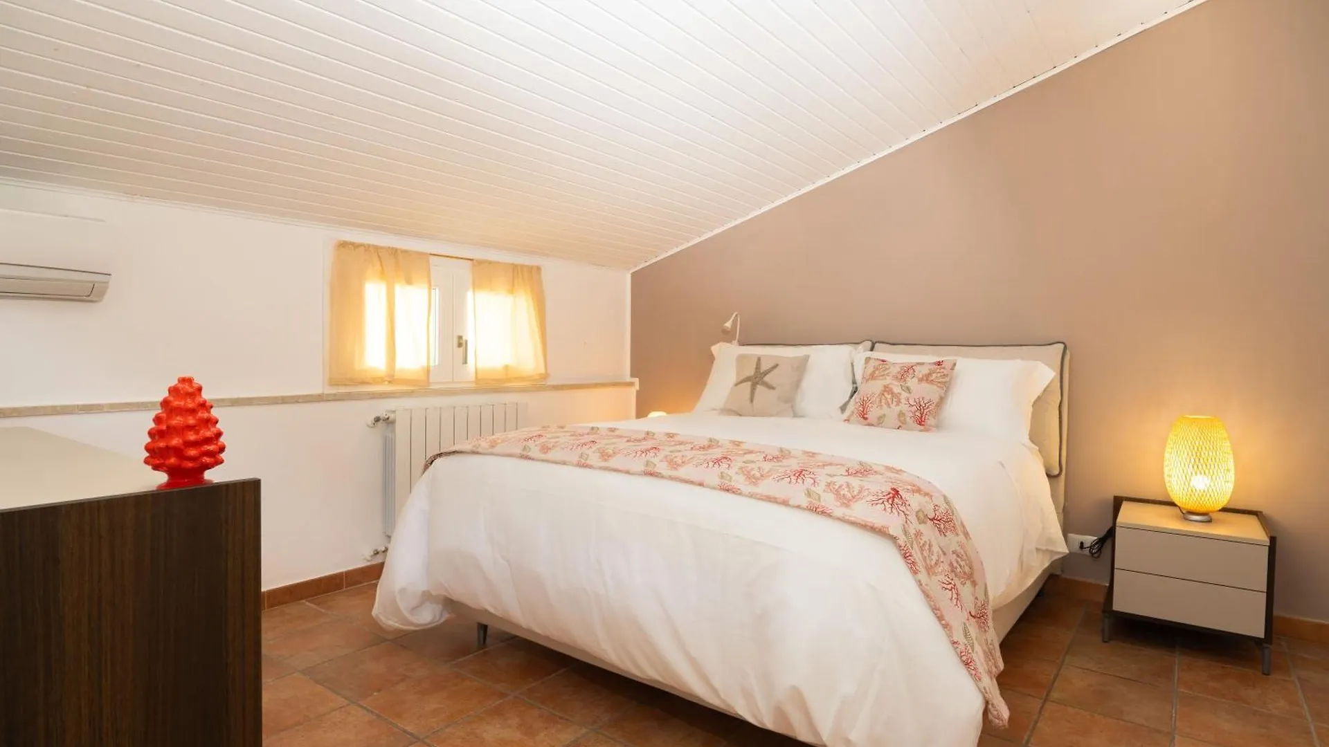 Villa Elena By Ortigia Apartments Fanusa